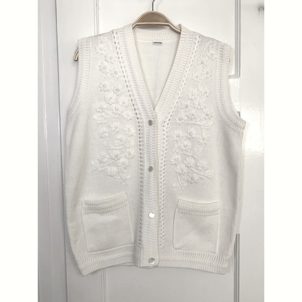 Cream Embroidered Sweater Vest OS Cottagecore Grandma Chic Preppy Cozy Layering - Picture 3 of 15